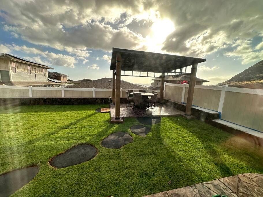 New 4 Bedroom Home With Ocean And Gorgeous Mountain Views In The Gated Community Of Mauna Olu Waianae Εξωτερικό φωτογραφία