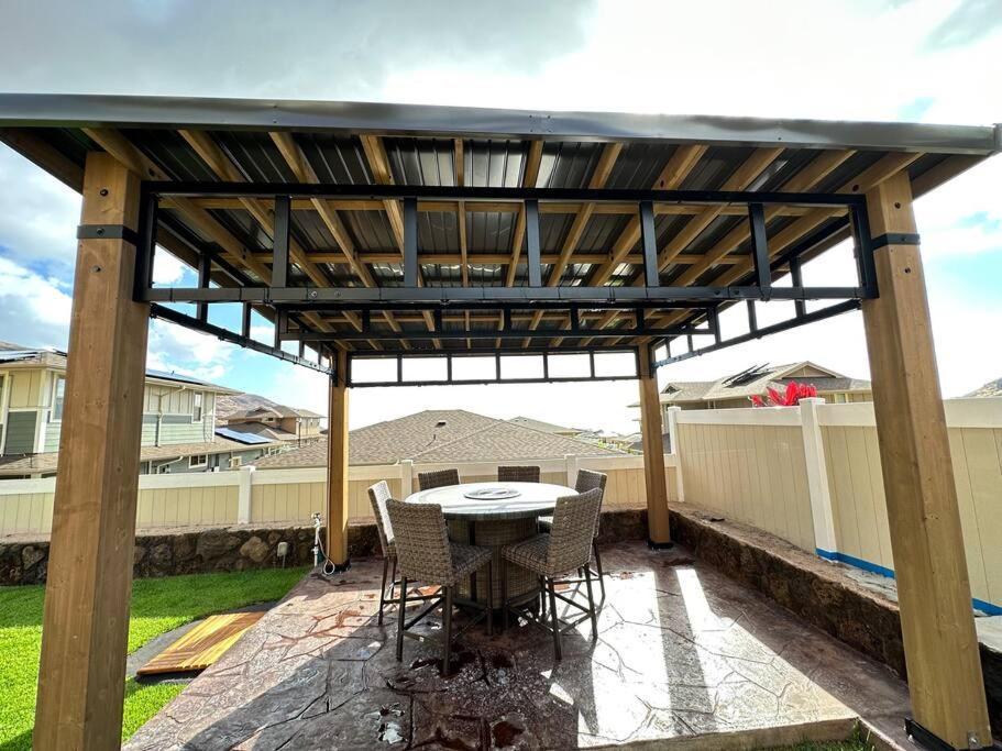 New 4 Bedroom Home With Ocean And Gorgeous Mountain Views In The Gated Community Of Mauna Olu Waianae Εξωτερικό φωτογραφία