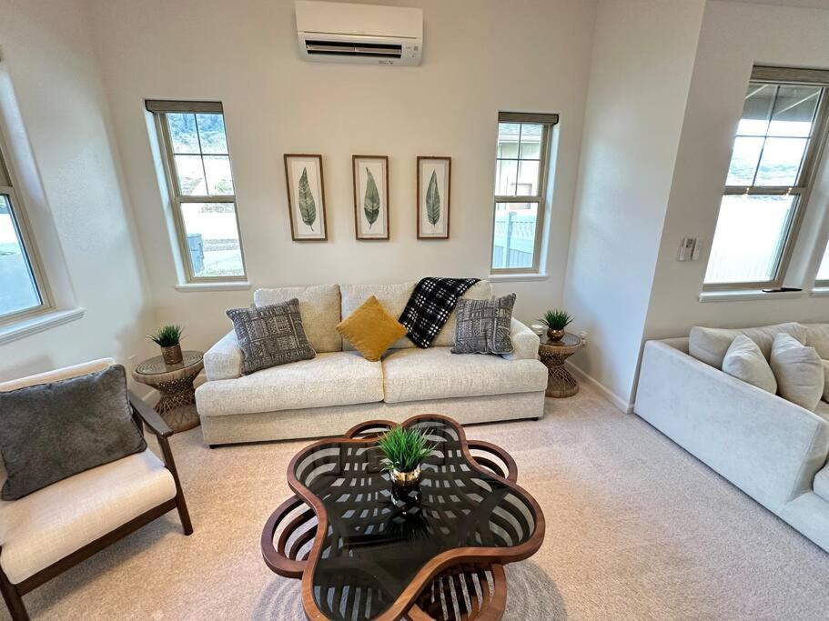 New 4 Bedroom Home With Ocean And Gorgeous Mountain Views In The Gated Community Of Mauna Olu Waianae Εξωτερικό φωτογραφία
